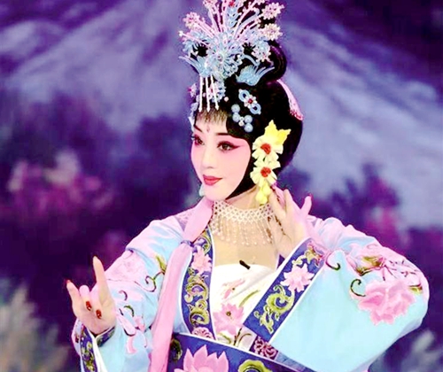 一個(gè)角色唱了14年 唱一次哭一次